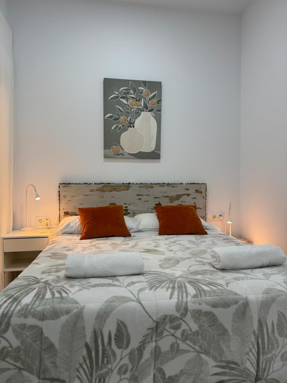 Alhaurín de la Torre Orange Suite By Alhaurin Loft City Center מראה חיצוני תמונה