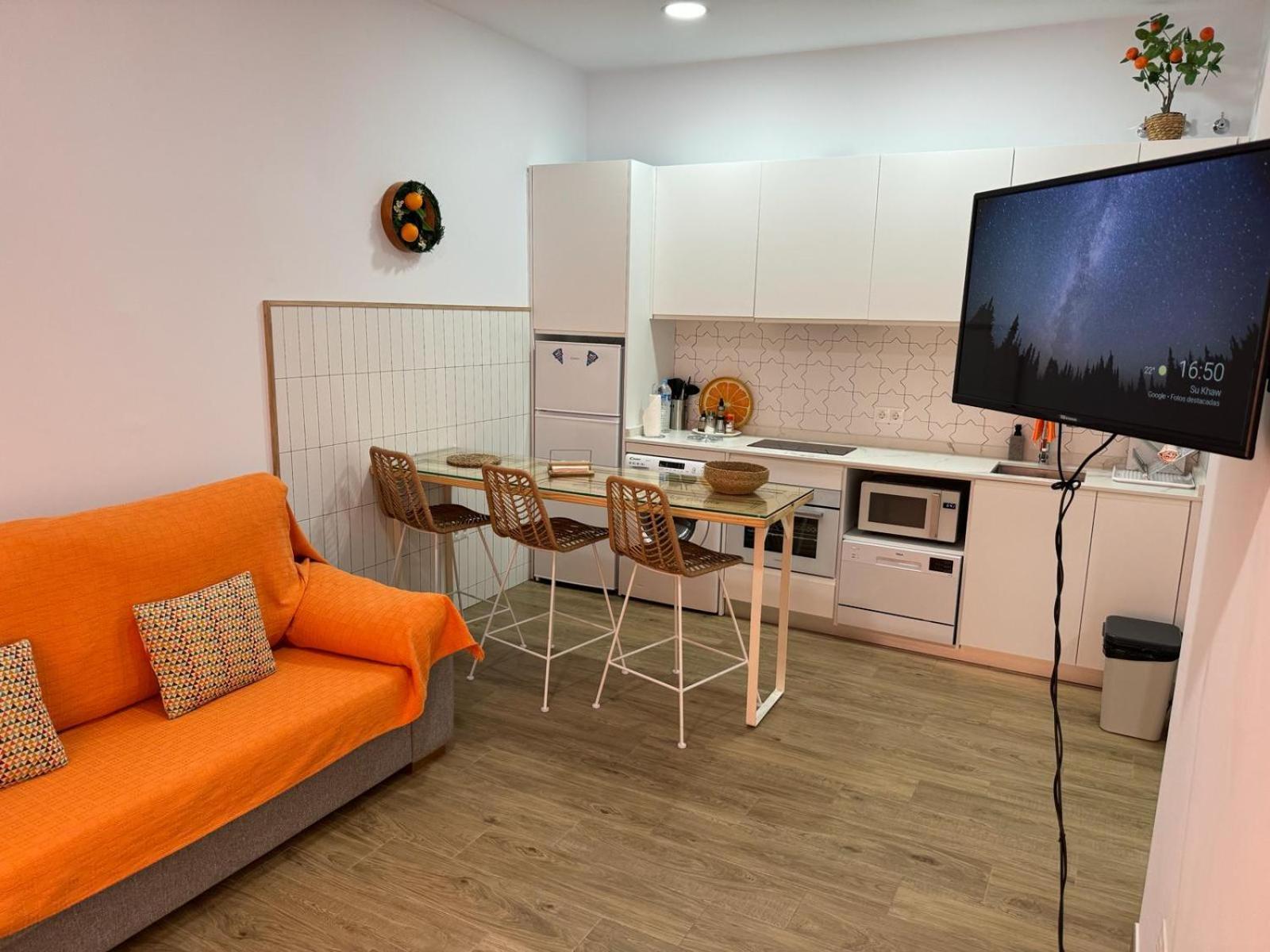 Alhaurín de la Torre Orange Suite By Alhaurin Loft City Center מראה חיצוני תמונה